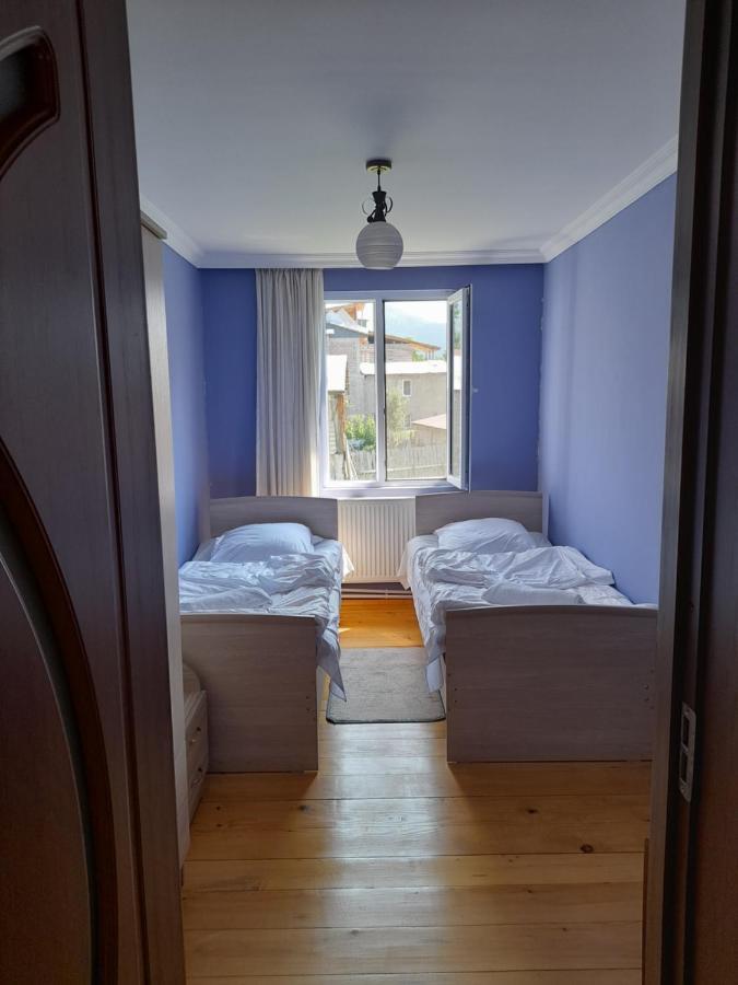 Отель House Mon Amie Местия Экстерьер фото