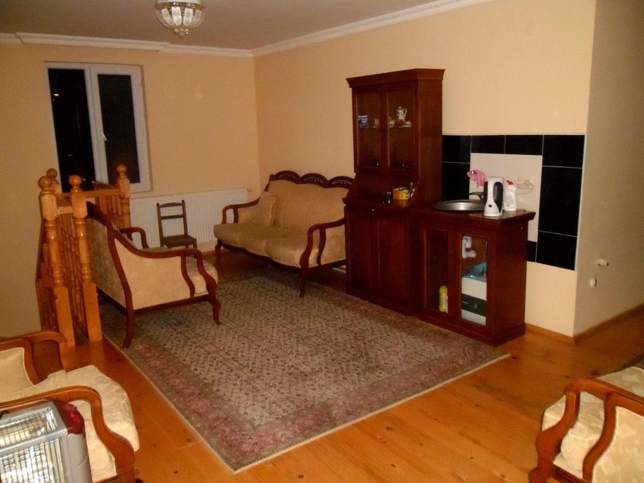Отель House Mon Amie Местия Экстерьер фото